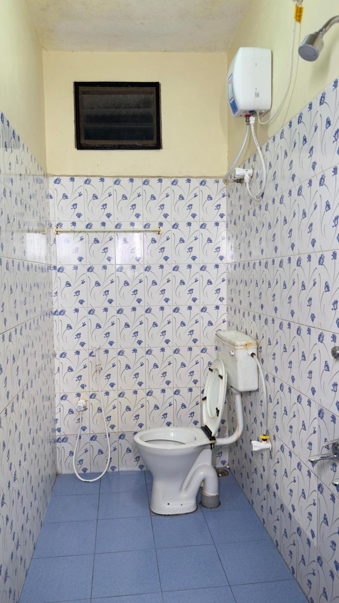 ホテル Dwaraka Residency マハーバリプラム エクステリア 写真