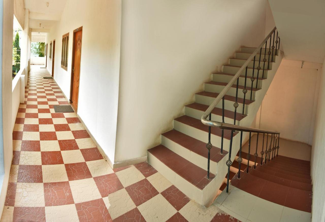 ホテル Dwaraka Residency マハーバリプラム エクステリア 写真