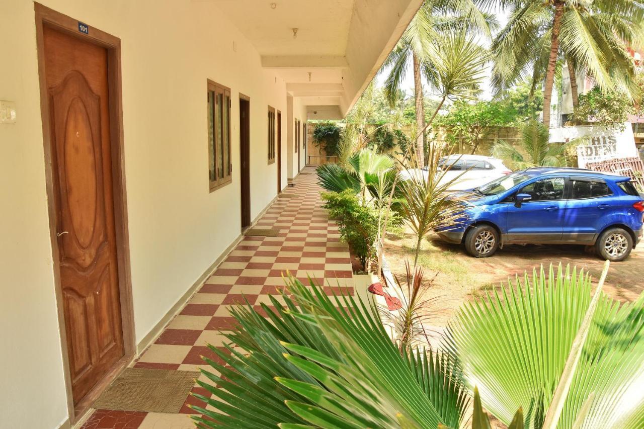 ホテル Dwaraka Residency マハーバリプラム エクステリア 写真