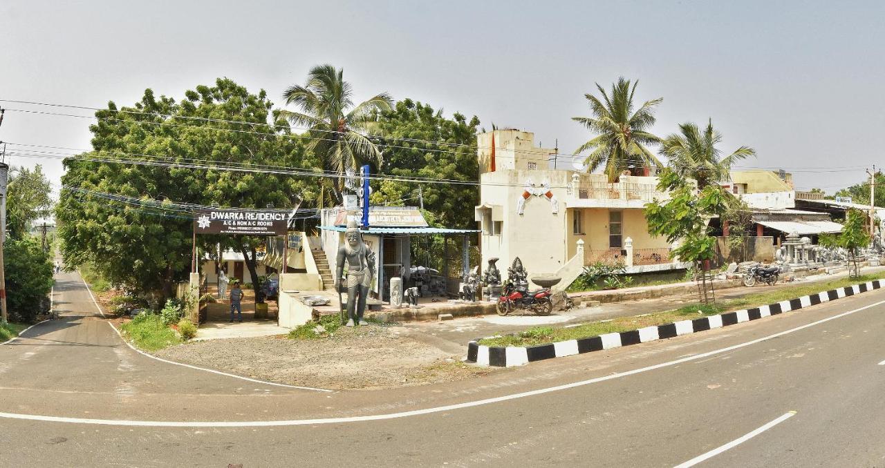 ホテル Dwaraka Residency マハーバリプラム エクステリア 写真